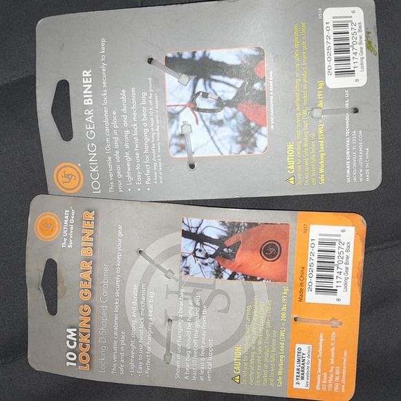 UST Locking Gear D-Shaped Carabiner 200lbs Safe Working Load - Picture 2 of 2